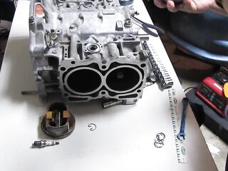 2007 Subaru Impreza Rebuild - Part three - How To Put Crankshaft In Block