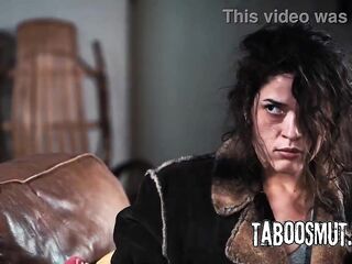 Homeless Chick Screws With Married Dude