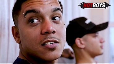 Dando pro meu amigo safado!