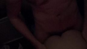 fist session pour un mec de cite dans ses potesun beau lascars mec de cite se...