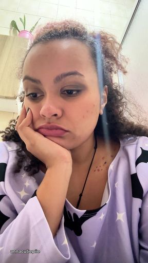 Gassy Milk-intolerant Girl on the Toilet and Farting