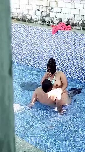 A neighboring couple was seen secretly having sex in the swimming pool.   Clip 2