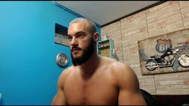 Thomas Hunk Private Show