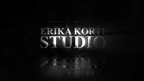 FIRST DVP WITH BLACK COCKS! 4on1 Dina Joy gets her first international group sex with double vagina BBC EKS425