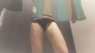I love shopping and trying everything, so nobody sees me here ...
