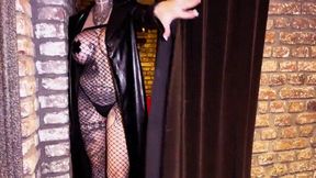 Lady wants fun with whip