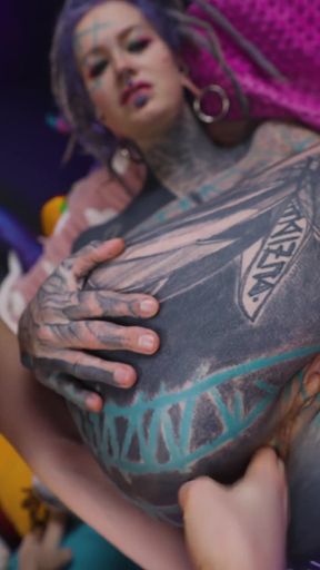 Epic moment from "Pillow Fight &amp; Lesbian Fun with Anuskatzz"