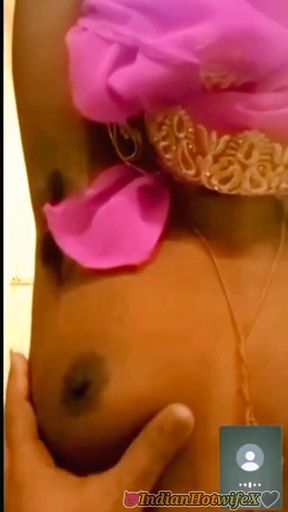 Tamil Desi Amateur Wife Renus Big Black Asshole Shown to Sugar Stepdaddy on Live Call - Indianhotwifex