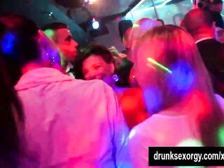 Enjoyable party lesbian babes fingering quims