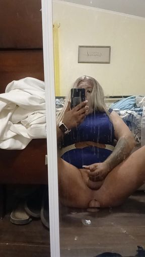 Crossdressing in slow motion