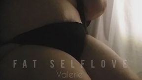 BBW Apron Belly Goddess Shares a Wobbly Mutual Masturbation with you