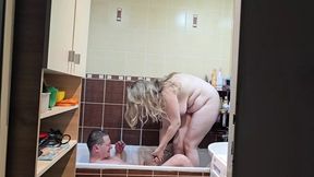 Accident in the Bathroom - Behind the scenes