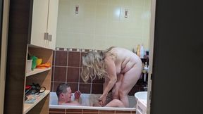 Accident in the Bathroom - Behind the scenes