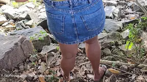 Exhibitionist wife shows off huge cameltoe in public