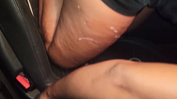 esposa do corno leva v&aacute_rias gozadas de desconhecidos no dogging