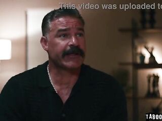 2026-01-13 Teen is SHOCKED to discover neighbour in a cage!