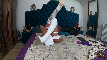 I love to be fucked by this futa-toy 278