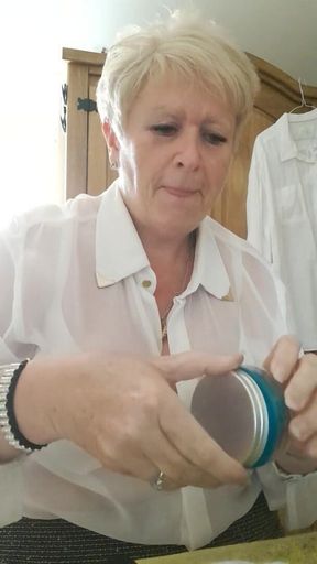 Cum watch me do my hair