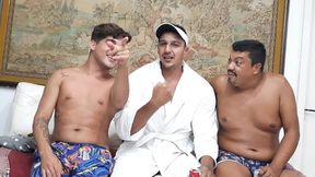 entrevistei o porno star flakael descobri se ele e gay ???