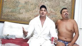 entrevistei o porno star flakael descobri se ele e gay ???