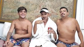 entrevistei o porno star flakael descobri se ele e gay ???
