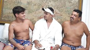 entrevistei o porno star flakael descobri se ele e gay ???