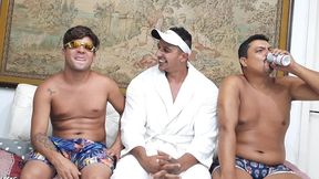 entrevistei o porno star flakael descobri se ele e gay ???