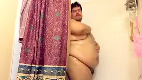 Superchub Taking A Shower