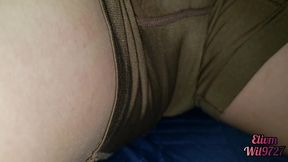 la hermanastra se mete en mi cama