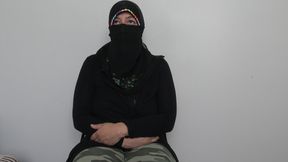 Undocumented Muslim Girl in New York City (arabic Language)