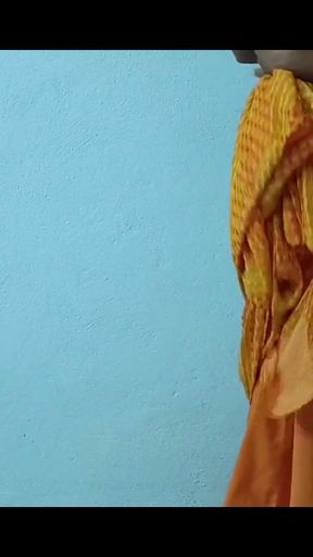 There was no one at home, so he wore wife's clothes and shook them.   Clip 1