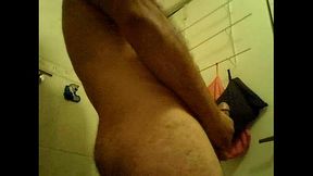 yo solo masturbandome