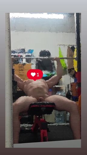 Short video of naked incline bench press