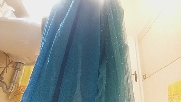 let it ...let it farts! elsa sing and farts for ya!