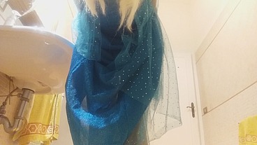 let it ...let it farts! elsa sing and farts for ya!