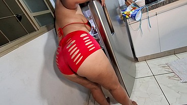 Nicoly Mattos Ousada: Velho Enfiou a Mão na Buceta e Menage Secreto com Amiga Casada