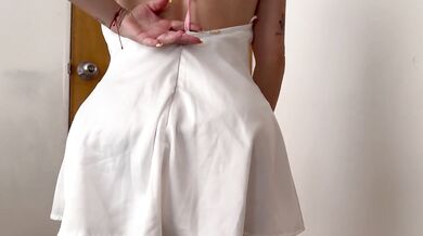 Una cuñada queriendo leche en su culo- Kira blonde