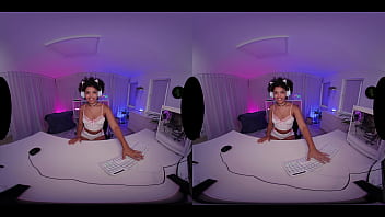 [VR] Erotic Gaming Session starring Selva Lapiedra