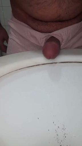 turkish shemale gay Transgender straight thick dick lovers I'm in the bathroom again for you   Clip 2