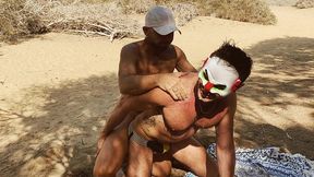 the curious clown  super orgy with viktor rom, pablo y sebas & leo bulgari - cruising at maspalomas dunes!!! - full video!!!