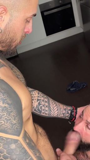 Hot Tattooed Guys, Sex in Madrid