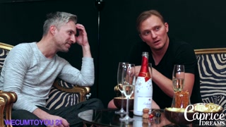 WECUMTOYOU com SWINGERS first try, dont be shy to swap