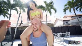 ”Vietnamese Beautiful Babe Facialed by the Man with the Wang”