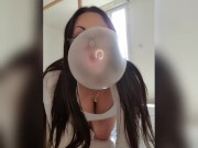 Bubblegum fetish chewing-gum with a secretary