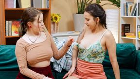 ”Introverted lesbian newbie Anna Podstava”