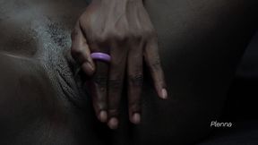 fui fazer uma massagem relaxante e a massagista me fez gozar com lingua e brinquedos - fernanda chocolatte e agatha ludovino