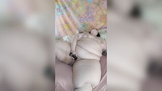 SSBBW plays with herself for your pleasure