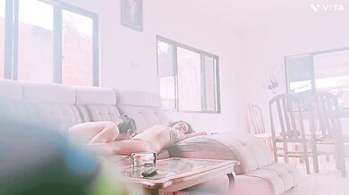 Caserito en la Sala con mi Mujer Parte1