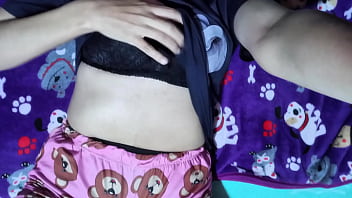 &iquest_No te encanta cuando las chicas inocentes hablan sucio? ( CASERO REAL)