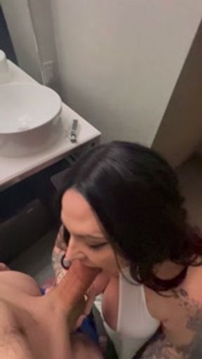 Big titty goth girl squirts all over big cock all night